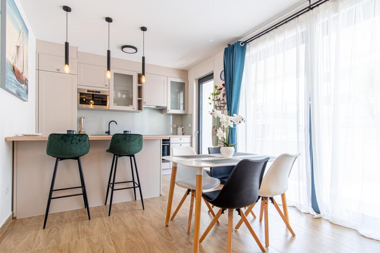 Ledeno More Luxury Apartments سبليت المظهر الخارجي الصورة