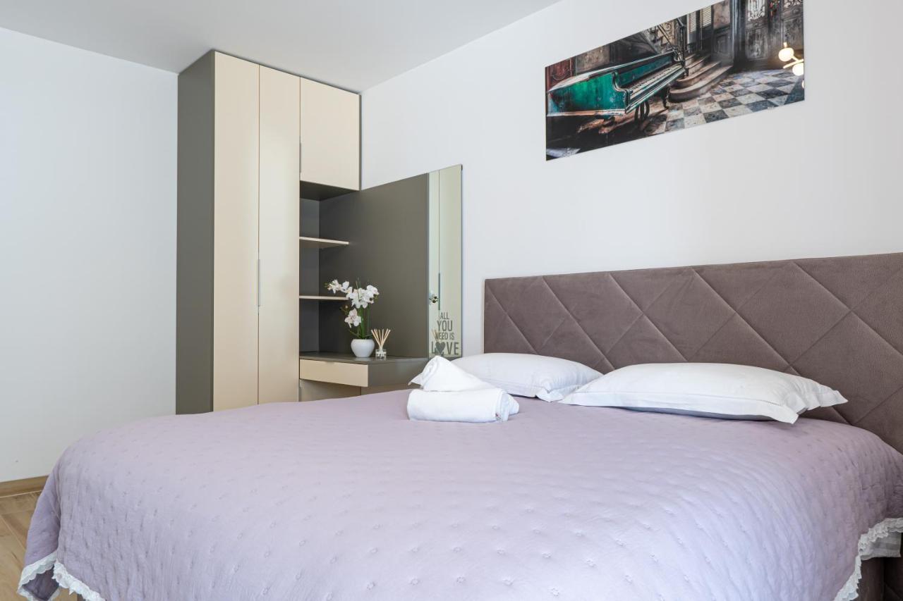 Ledeno More Luxury Apartments سبليت المظهر الخارجي الصورة